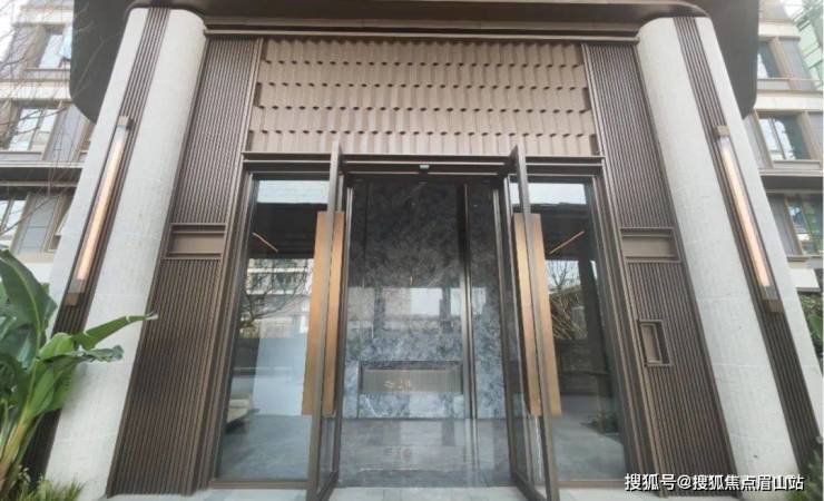 买球网站：越秀天悦云萃丨低密纯住宅一线万(图6)