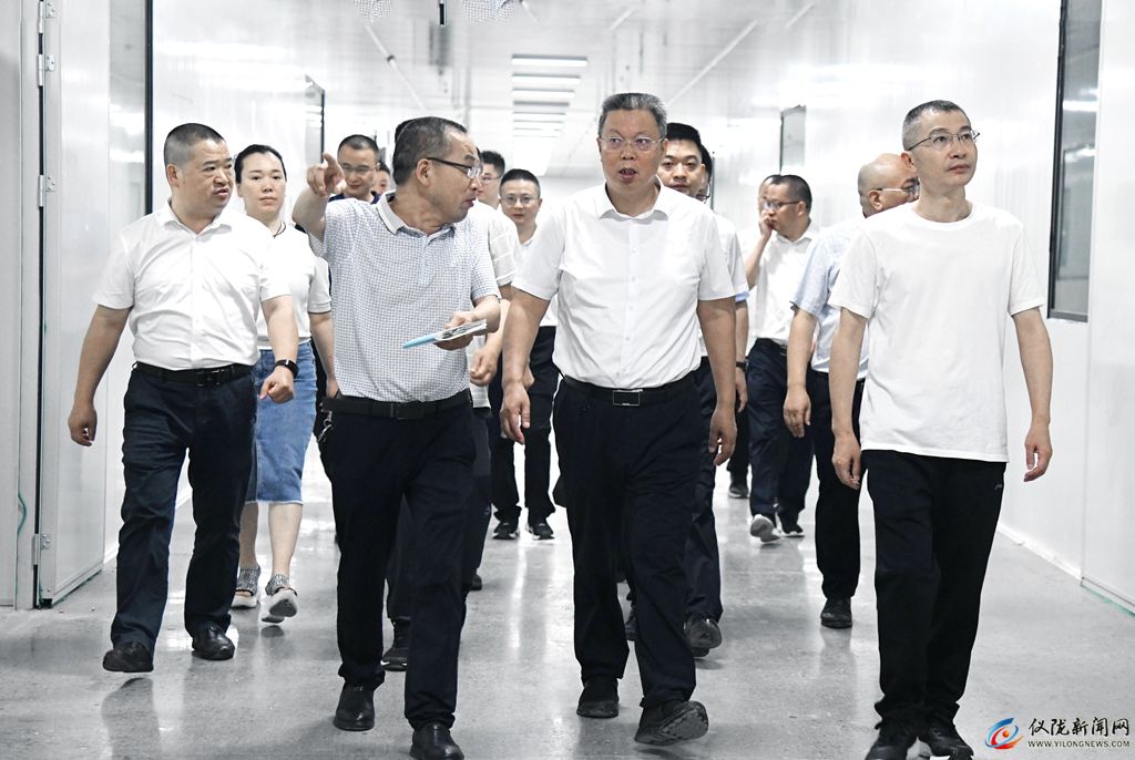 郭宗海调研仪陇经开区工业经济发展情况(图1)