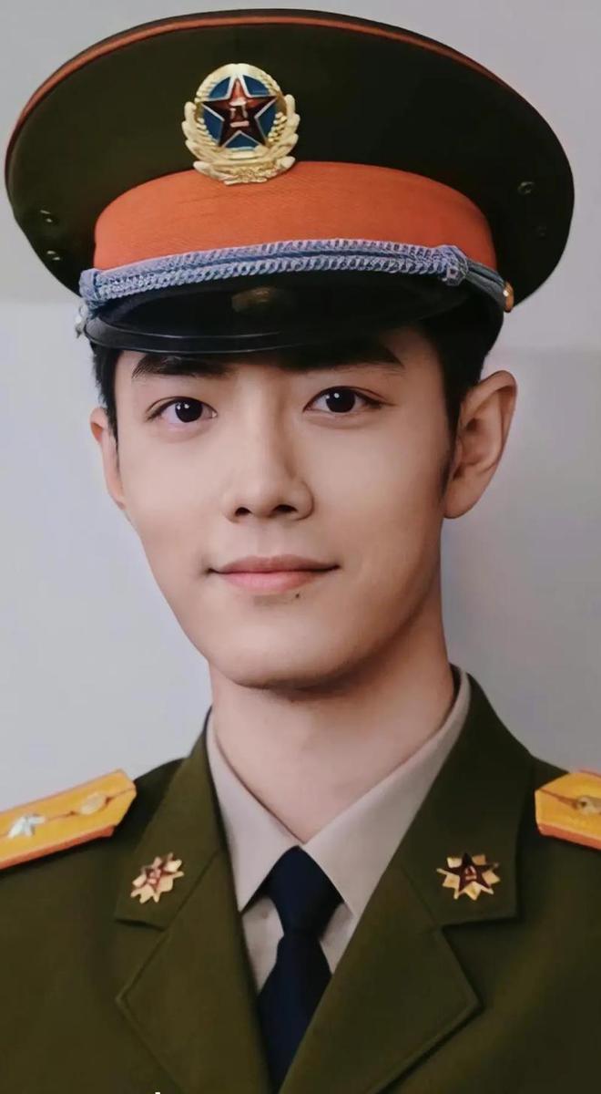32岁肖战饰演钳工：10买球的app:年前原定男主胡歌《得闲谨制》有双重寓意(图7)
