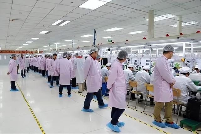 越南失宠不仅是缺电富士康拉回设备和模具转了一圈又回到河南(图14)