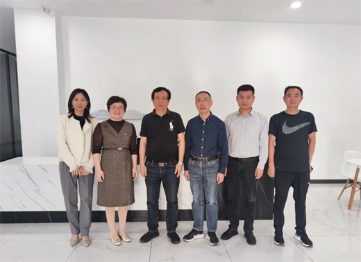 心系会员共促发展嘉兴模具协会走访会员企业(图1)