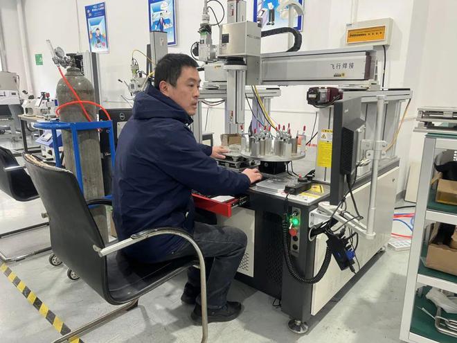九亭镇先进制造业复工复产率高发展势头强劲(图2)