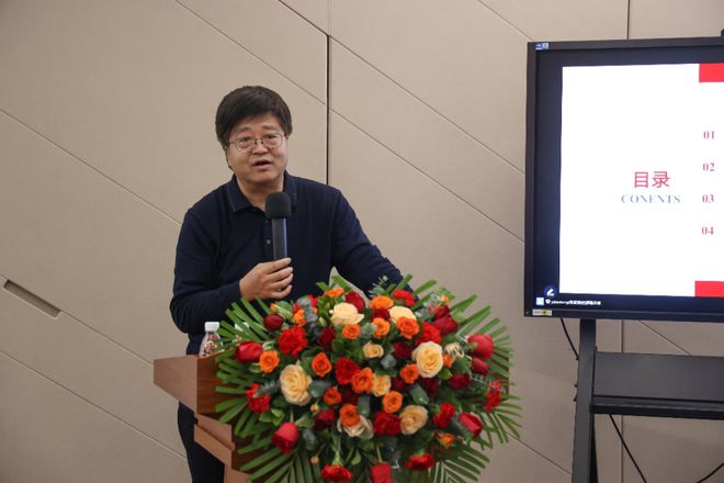 中央广播电视总台经济之声联合赛迪四川重磅发布《2024中国人工智能大模型行业调查研究报告(图1)