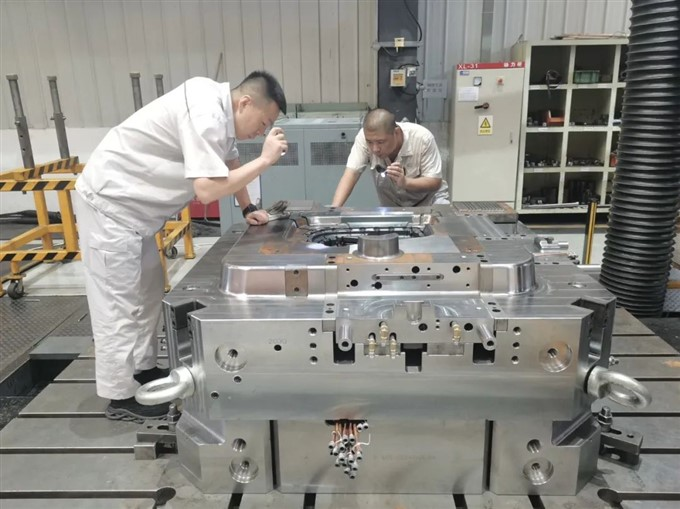 买球网站：一汽铸锻：铸造模具设备厂全员共迎挑战勇突破砥砺奋进向未来(图1)
