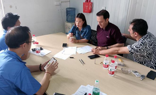 跨国赴渝深度考察恒辉模具凭专业实力揽获海外年度合作(图2)
