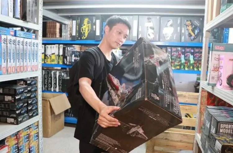涉案金额超2亿元！上海警方抓获25人捣毁10处窝点(图2)