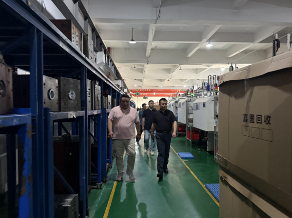 知名经济学家杜帅带队调研苏州低空经济共探产业发展新路径十大买球平台：(图3)