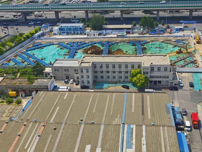 买球的app:市中区这一项目终于封顶济南东部111米新项目有进展(图8)
