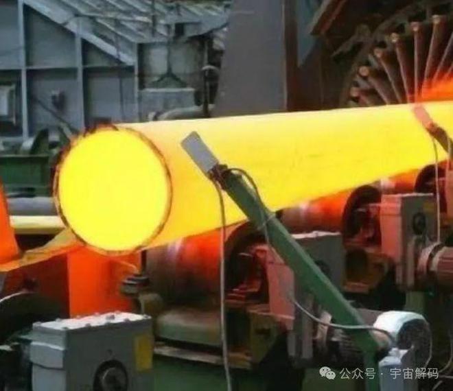 被美技术封锁30年中国用三年打破垄断造出36万吨钢铁巨兽！(图2)