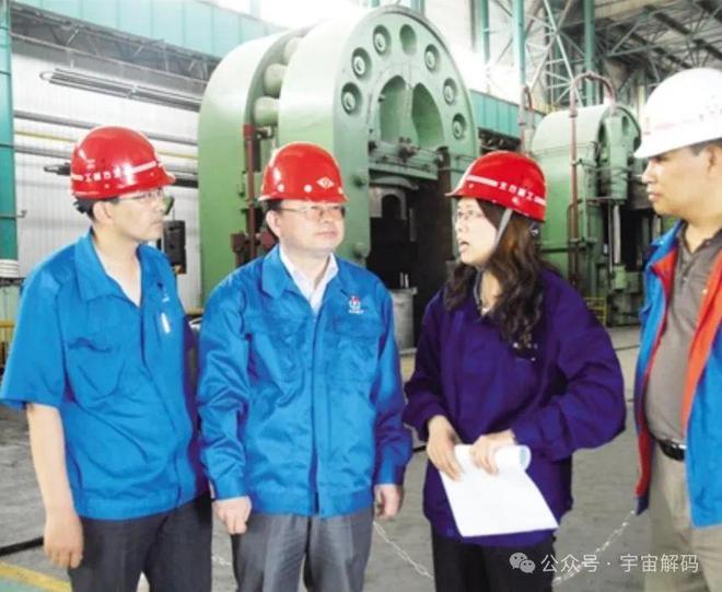 被美技术封锁30年中国用三年打破垄断造出36万吨钢铁巨兽！(图5)