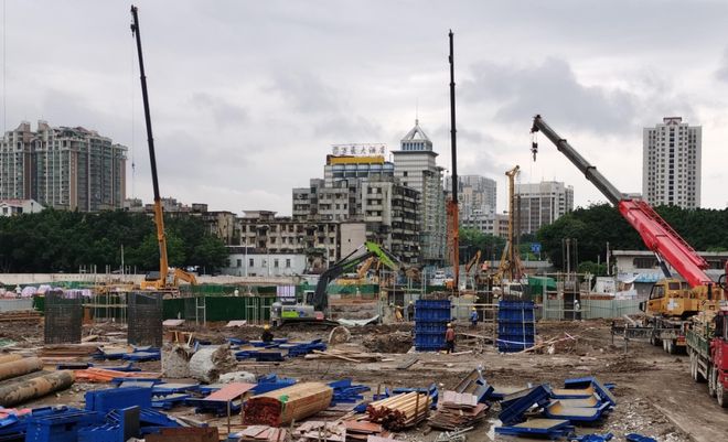 广湛高铁佛山站主体成型预计6月铺轨买球网站：(图7)