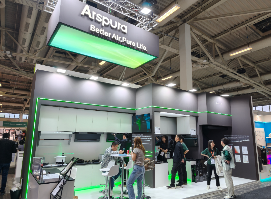 买球网站：传统油烟机已过时！ArspuraIFA展示IQV™技术用“气流罩”革新体验(图1)