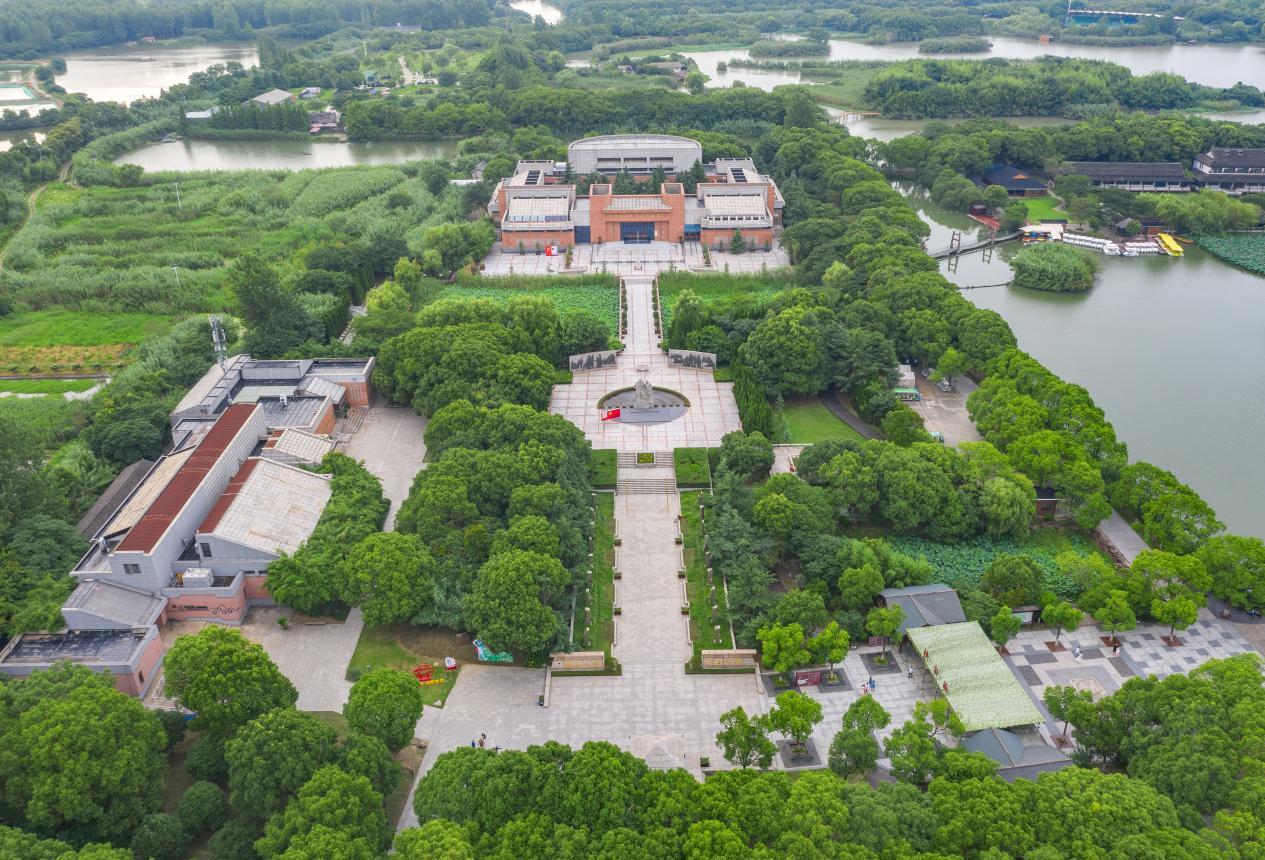 十大买球平台：常熟沙家浜镇：红绿交融绘就“新”时代(图1)