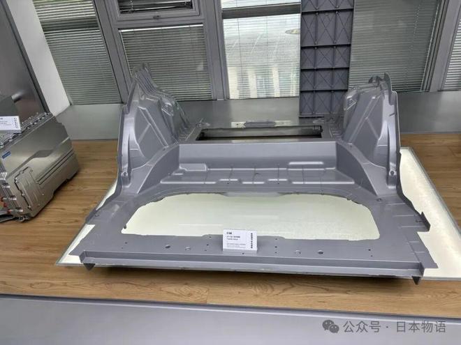 中国制造震撼日本记者：170个零件压成1块感叹日本已经落后了(图5)