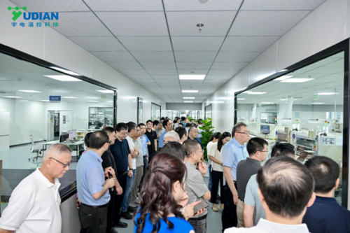 行业专家齐聚宇电温十大买球平台：科技共商工业测量控制相关国标制定(图7)