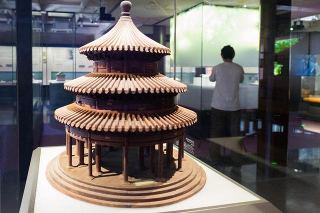“始作以成——从烫样说起”开展展出72件文物、6件模型(图1)