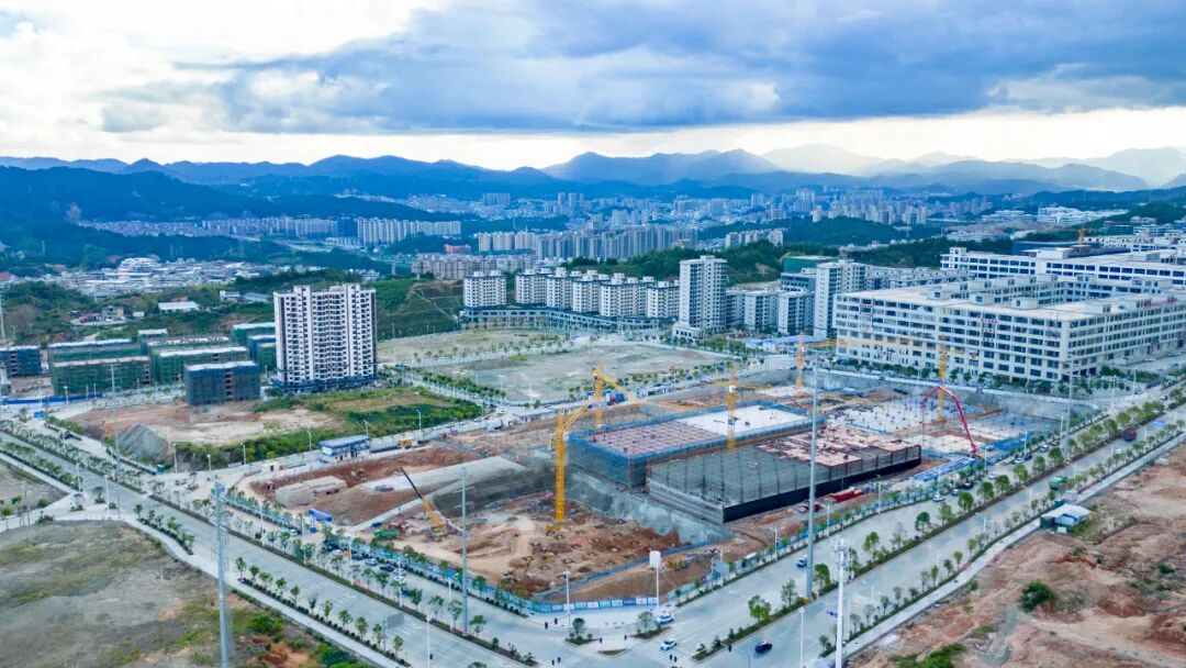 泉州德化：以园区特色之翼助陶瓷产业腾飞买球的app:(图4)