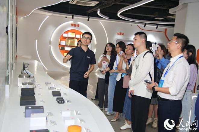 买球网站：高技术制造业增加值占比规上工业增加值近40%厦门持续推动工业产业向“新”发力、逐“智”前行(图1)
