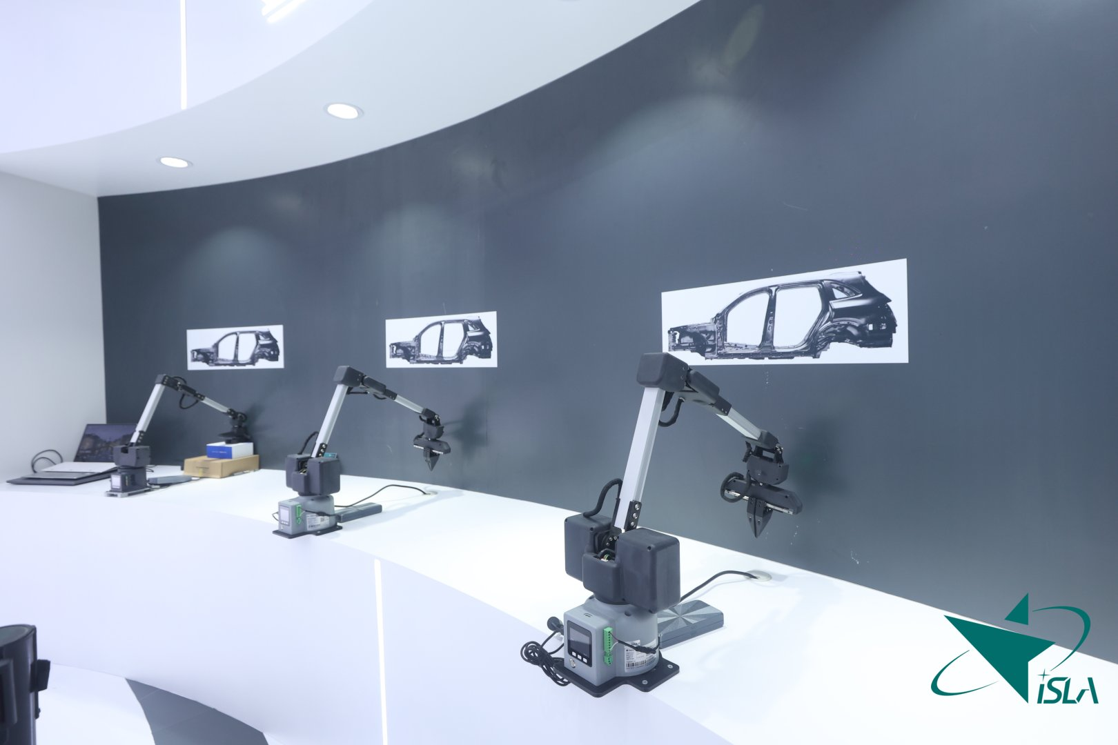 买球的app:星闪“智联万物”闪耀CEIC2025(图8)