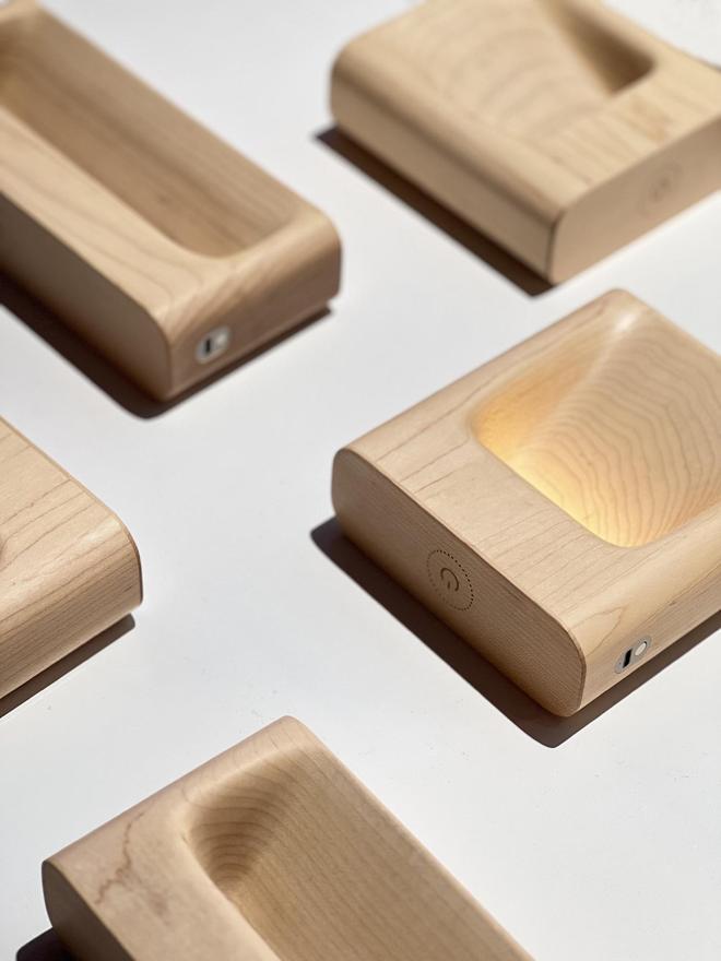 实木台灯：一盏是工业的冰冷一盏是手作的温度(图3)