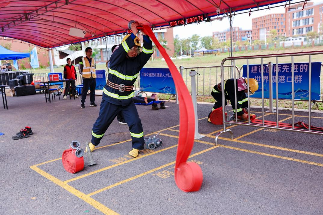 2025年广东省港口行业流体装卸工职业技能竞赛成功举办(图4)