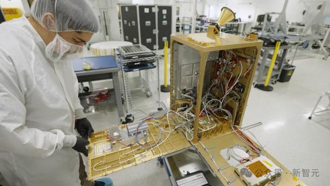 太空竞赛白买球网站：热化科技巨头纷纷下场！(图4)