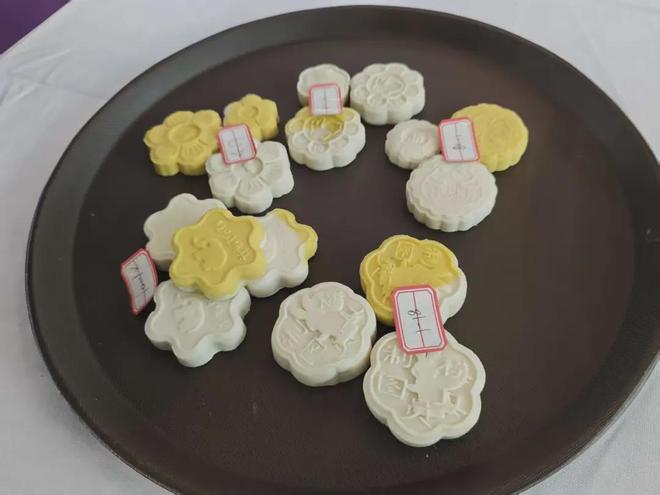 十大买球平台：国赛亮点观告别“老方法”制图员赛项探索模具智造新路径助力企业降本增效(图6)