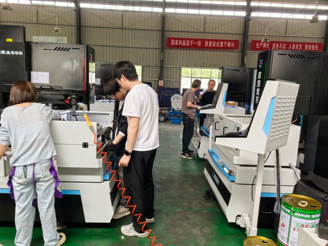 买球网站：金华中走丝线切割机床推荐榜发布含优质品牌及选购建议(图1)