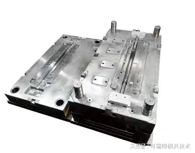 汽车模具耐冲击与高寿命：塑胶部件制造的关键买球网站：(图1)