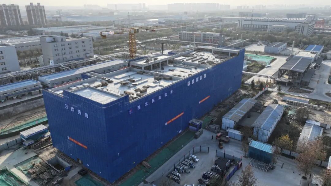 奋进2025·经开回响龙头引领集群突破项目建设落地有声买球网站：(图2)