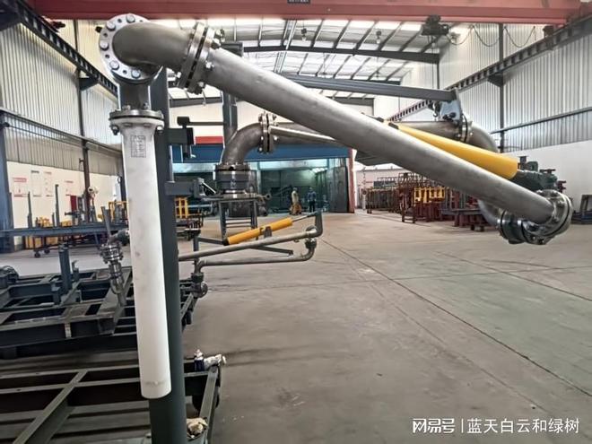 上装鹤管怎么选？一篇讲透新手也能避开所有坑(图1)