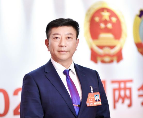 十大买球平台：连线两会全国劳模刘辉：培育更多制造业优秀人才(图1)