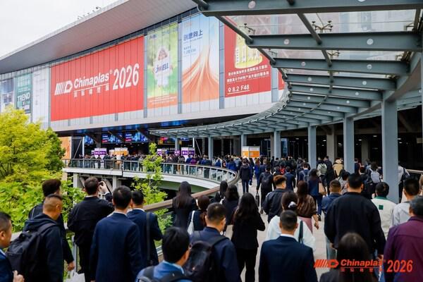 CHINAPLAS2026国际橡塑展上海启幕5000余家全球展商共塑智能绿色橡塑新未来十大买球平台：(图1)